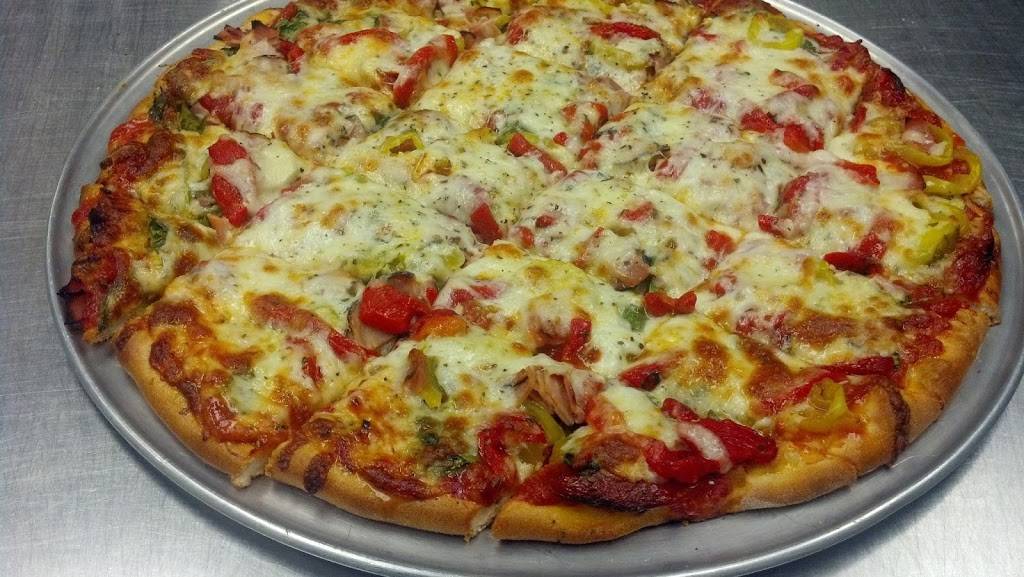 Langels Pizza | restaurant | 1198 E Summit St, Crown Point, IN 46307, USA | 2196638888 OR +1 219-663-8888