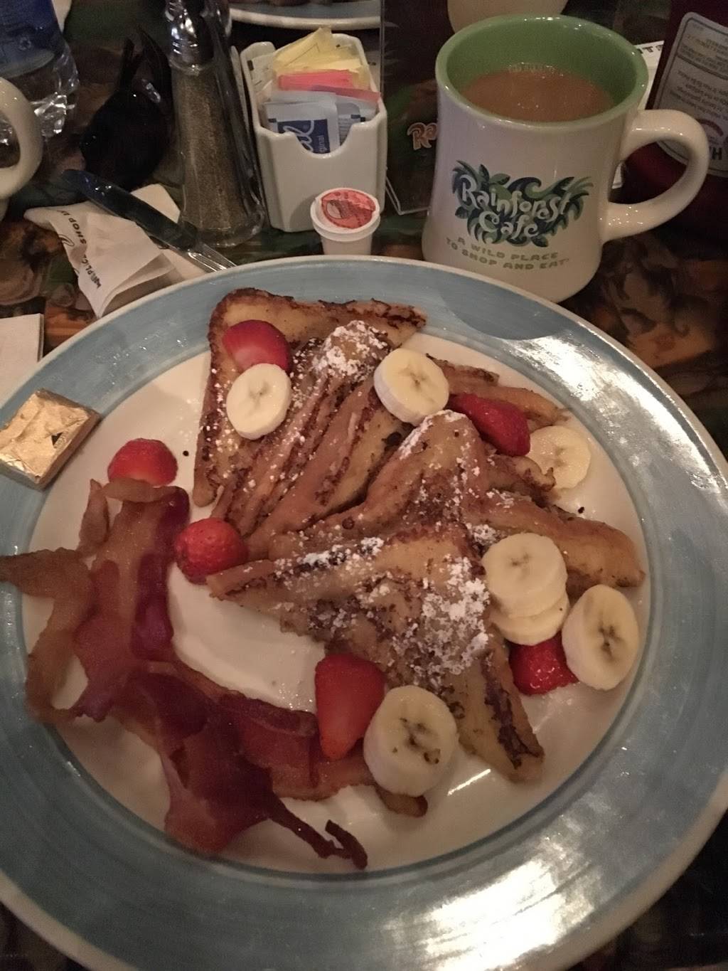 Rainforest Cafe Shop-Animal Kingdom | restaurant | Walt Disney World Resort, Kissimmee, FL 34747, USA | 4079389100 OR +1 407-938-9100