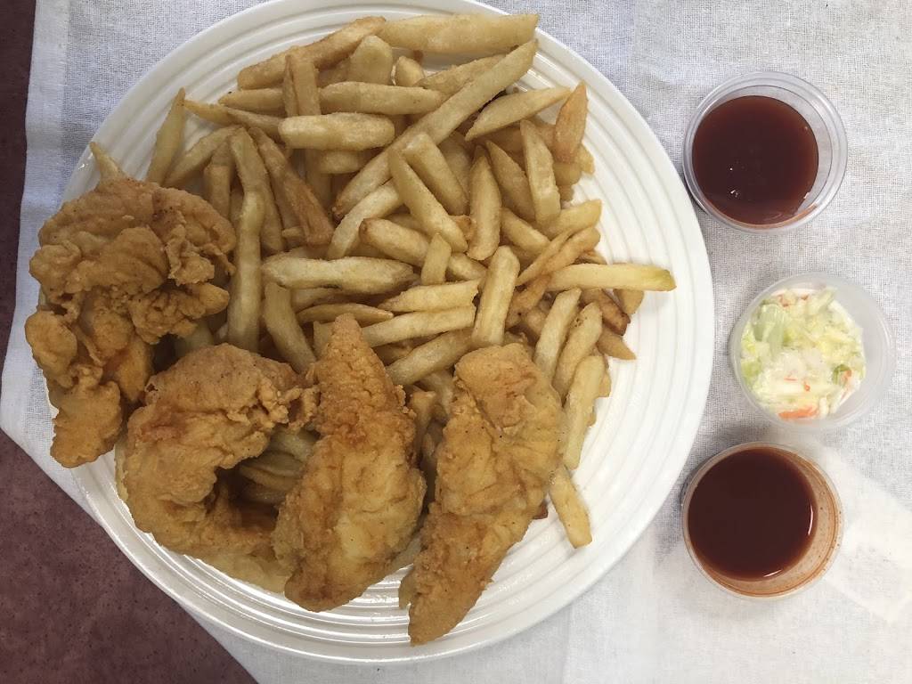 Papas Philly and Fish | restaurant | 321 E Glenwood Lansing Rd, Glenwood, IL 60425, USA | 7082486004 OR +1 708-248-6004