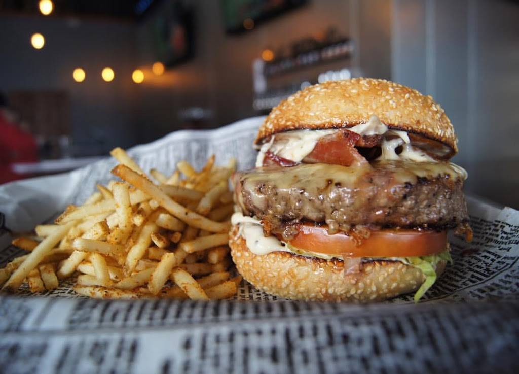 8 bit Brewing Company | restaurant | 26755 Jefferson Ave, Murrieta, CA 92562, USA | 9516772322 OR +1 951-677-2322