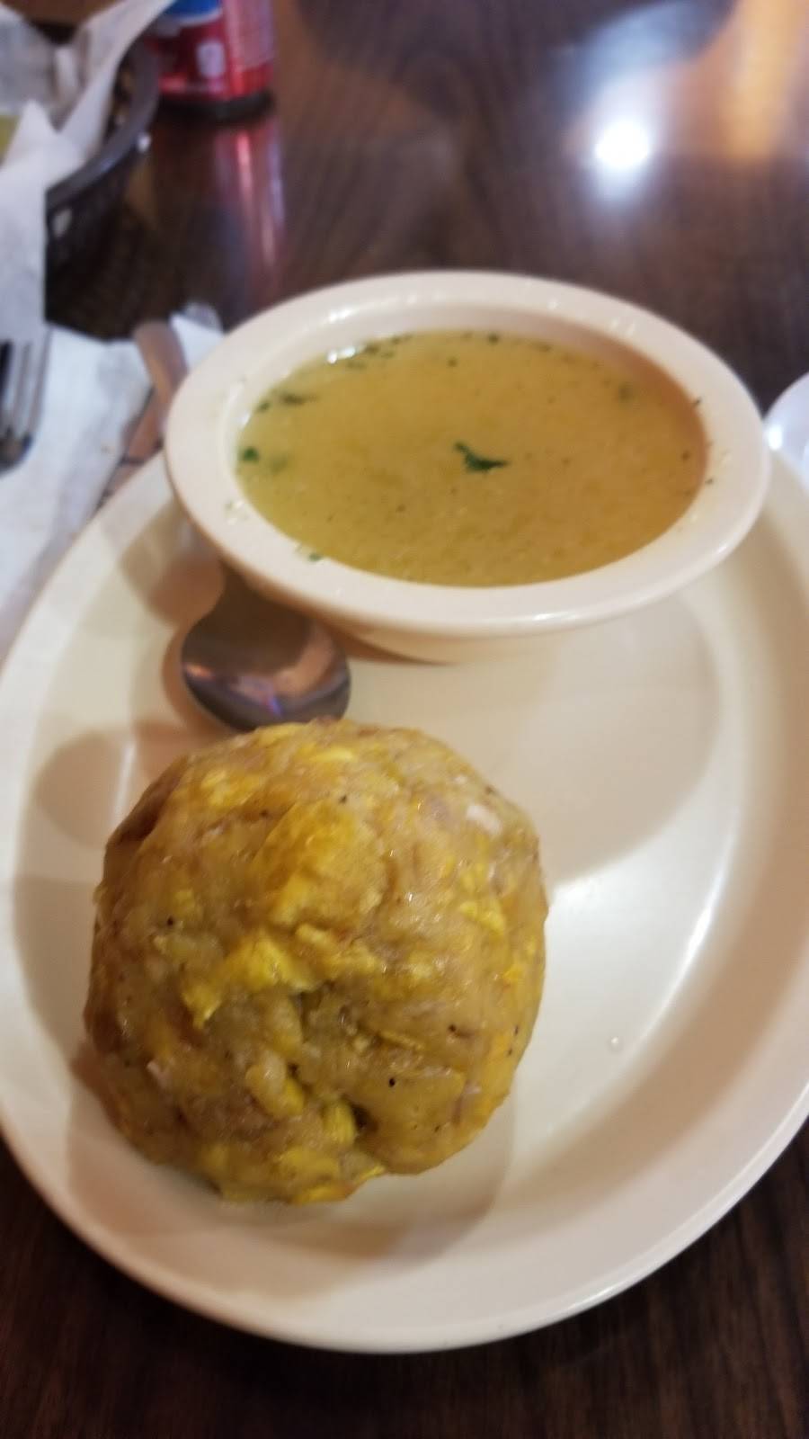 Ponce Place | restaurant | 3612 W North Ave, Chicago, IL 60647, USA | 7736988314 OR +1 773-698-8314