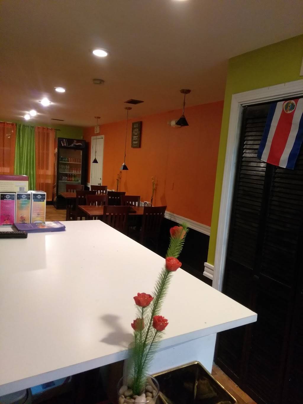 La Chocita Restaurant | restaurant | 241 Beacham St, Everett, MA 02149, USA | 6174201026 OR +1 617-420-1026