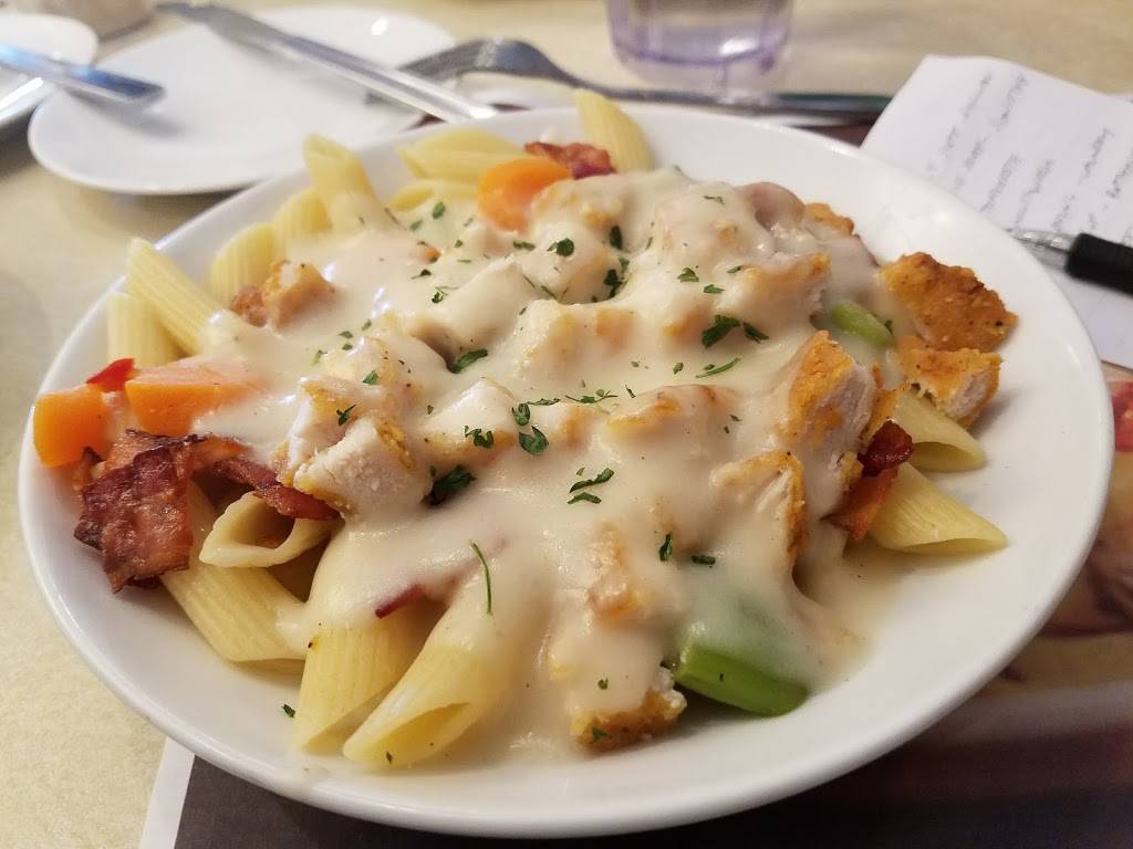 Avantis Ristorante | restaurant | 3610 Kelly Ave, Pekin, IL 61554, USA | 3093463400 OR +1 309-346-3400