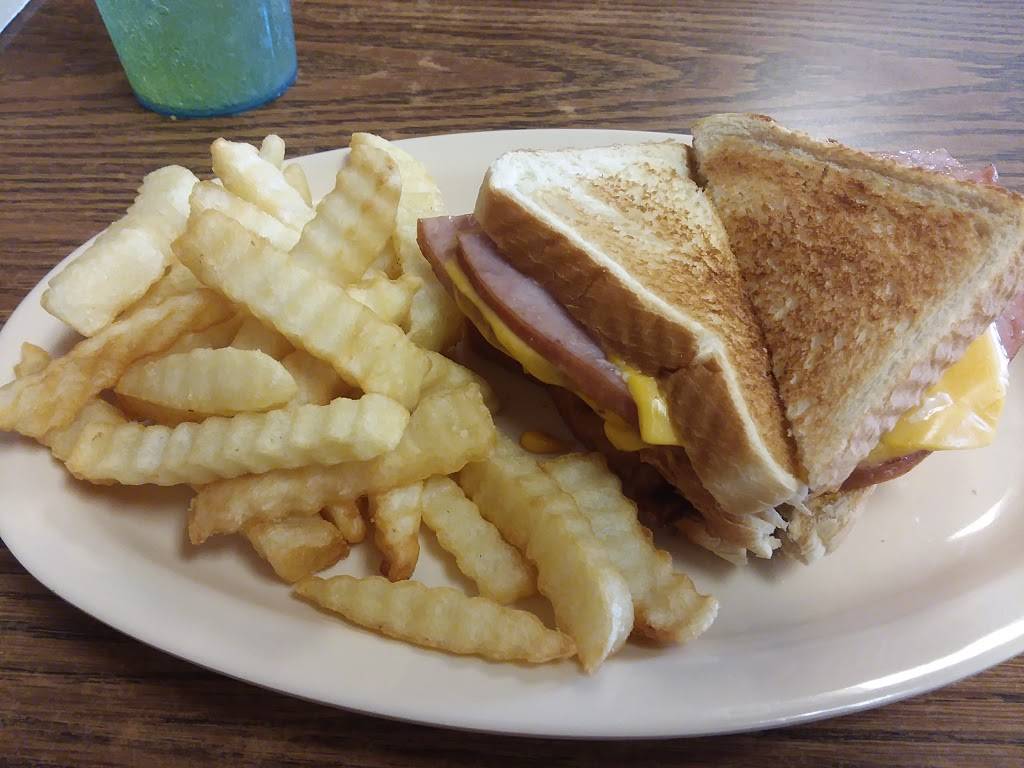 Marcys Kitchen | restaurant | 101 Indiana Ave, English, IN 47118, USA | 8123383933 OR +1 812-338-3933