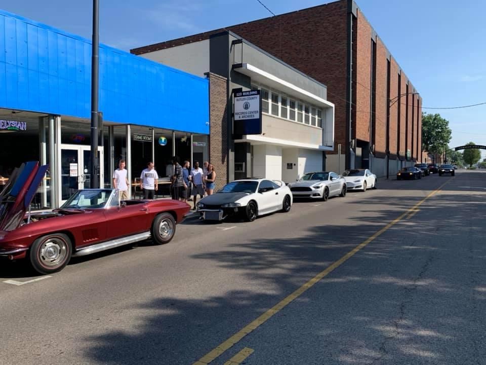 Pinball Garage | restaurant | 113 N 3rd St, Hamilton, OH 45011, USA | 5138057367 OR +1 513-805-7367