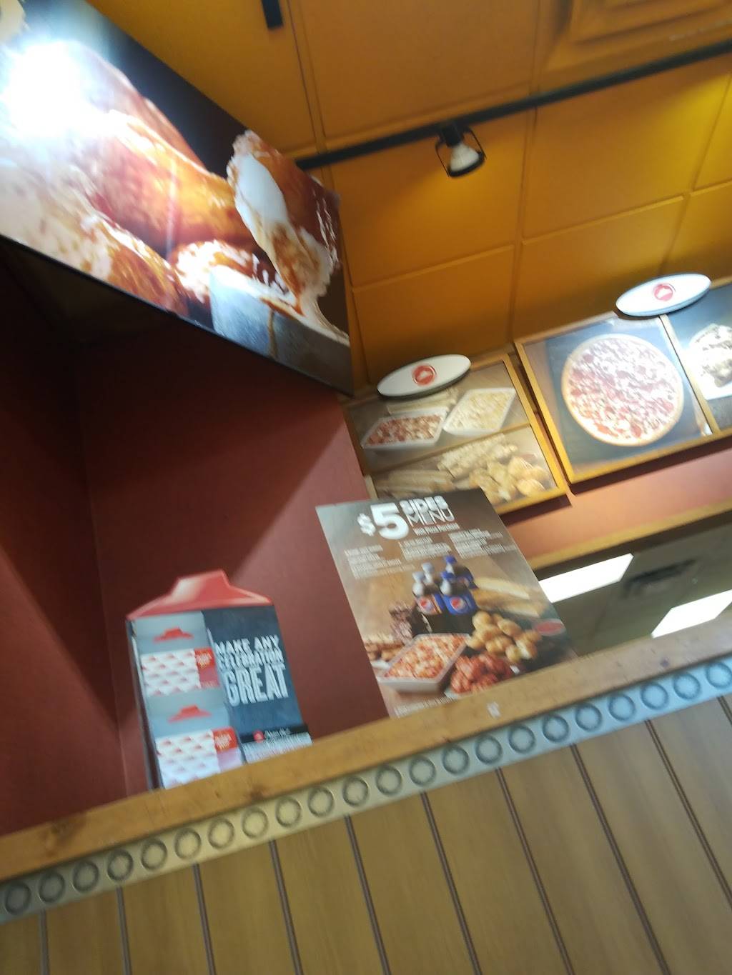 Pizza Hut | restaurant | 10685 W Indian School Rd #J, Avondale, AZ 85392, USA | 6237721553 OR +1 623-772-1553