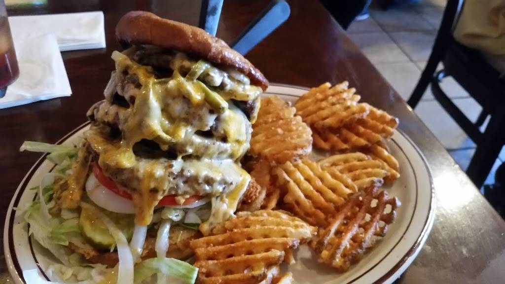 Old Detroit Burger Bar | restaurant | 348 W Nepessing St, Lapeer, MI 48446, USA | 8106608600 OR +1 810-660-8600