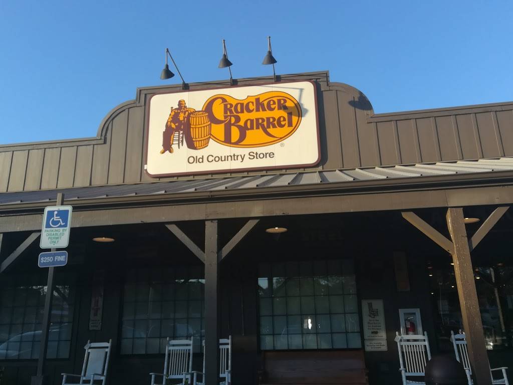 Cracker Barrel Old Country Store | restaurant | 1880 State Rd. 60 E, Valrico, FL 33594, USA | 8136620607 OR +1 813-662-0607