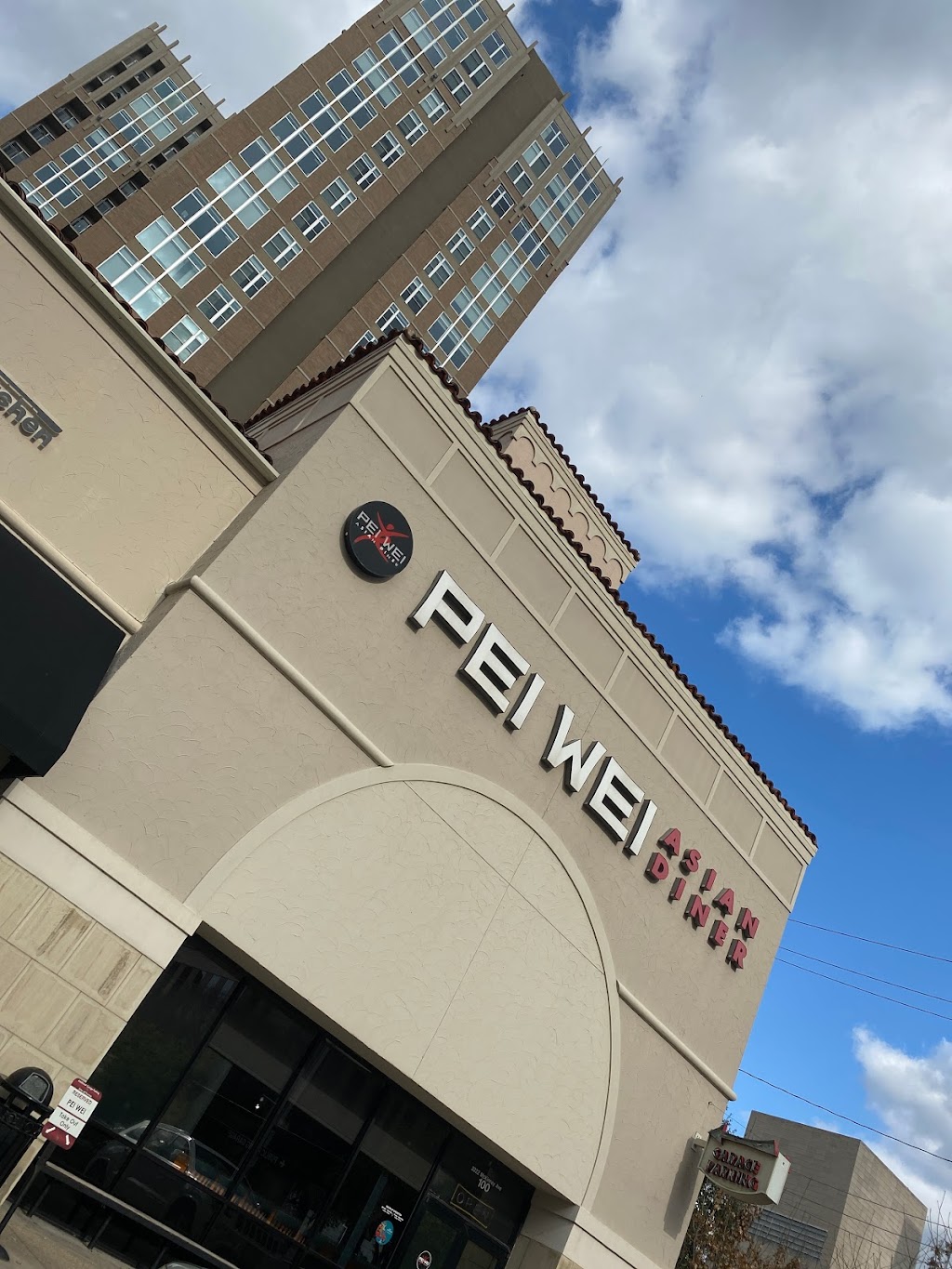 Pei Wei Asian Kitchen | restaurant | 2222 McKinney Ave, Dallas, TX 75201, USA | 2149650007 OR +1 214-965-0007