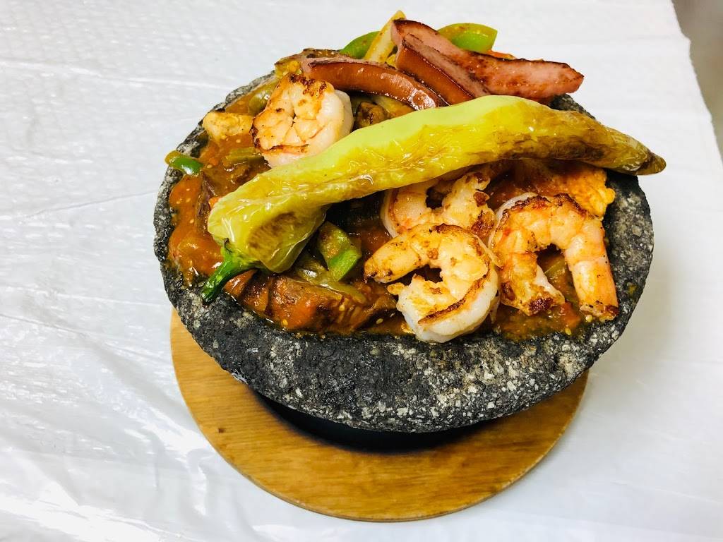 Betos Restaurant #2 | restaurant | 3306 Oak Springs Dr, Austin, TX 78721, USA | 5125244179 OR +1 512-524-4179