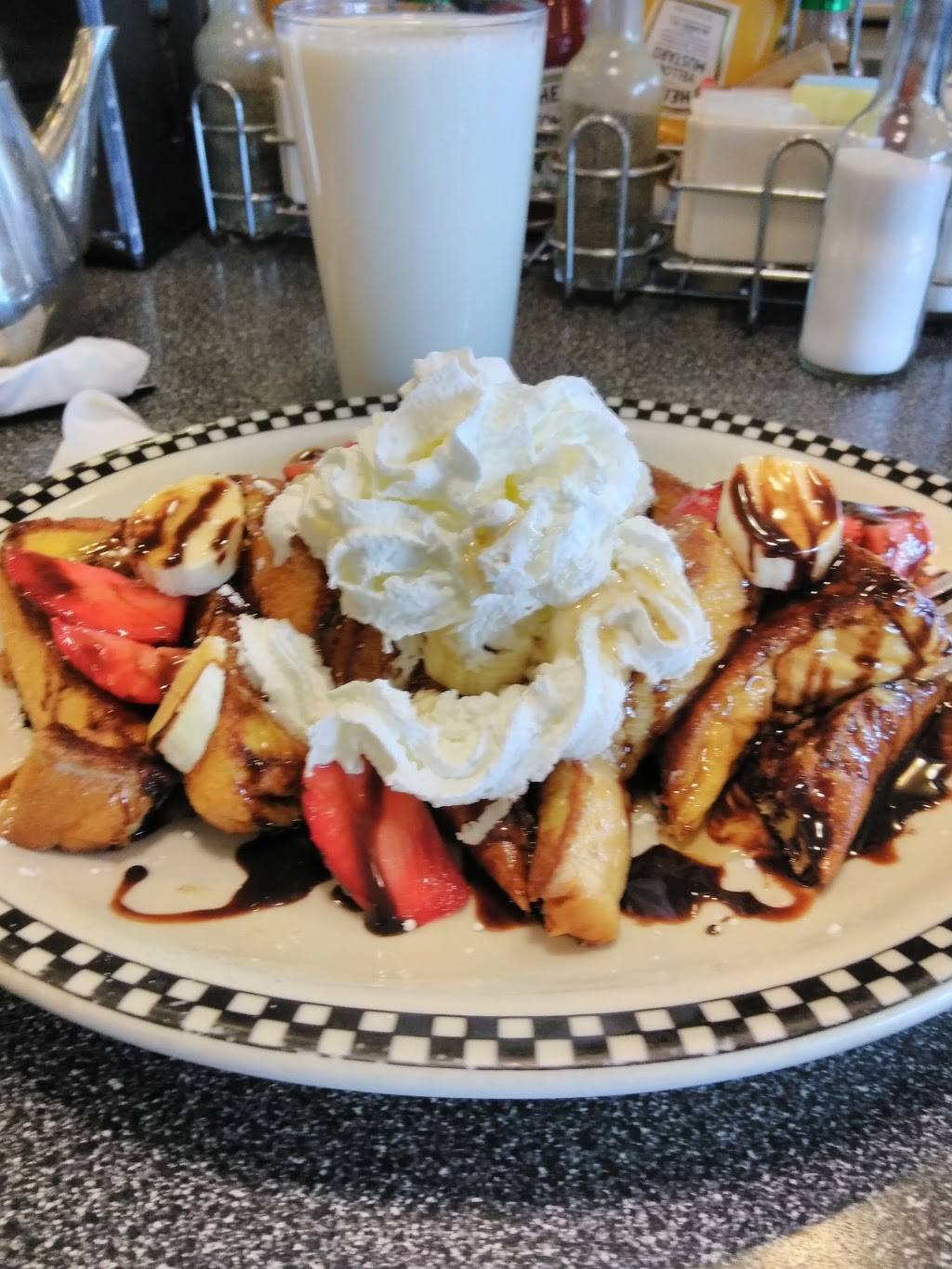 City Diner | restaurant | 2951 Monterey Rd, San Jose, CA 95111, USA | 4082695490 OR +1 408-269-5490