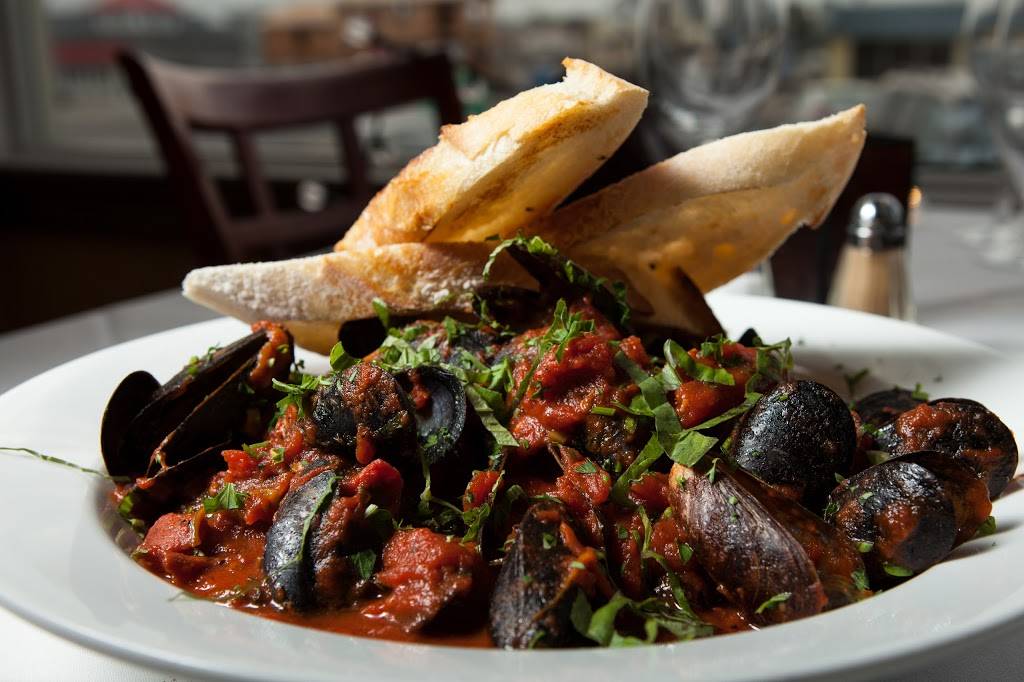 Dune 18 Restaurant | meal takeaway | 1916 Long Beach Blvd, Ship Bottom, NJ 08008, USA | 6094943354 OR +1 609-494-3354