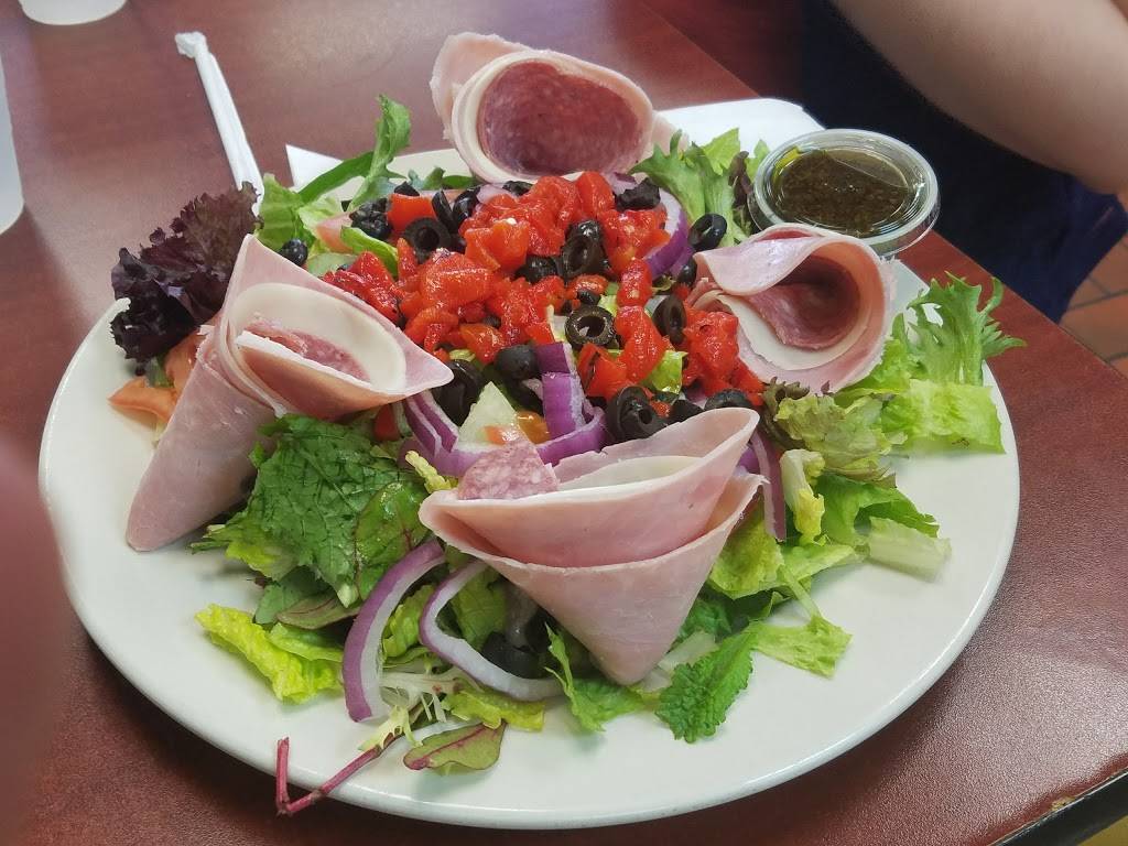 Massimos Pizza Subs and Salads | restaurant | 6146 US-41, Apollo Beach, FL 33572, USA | 8133313919 OR +1 813-331-3919