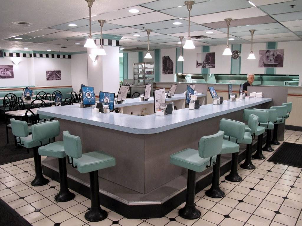 Hathaways Diner | restaurant | 441 Vine St, Cincinnati, OH 45202, USA | 5136211332 OR +1 513-621-1332