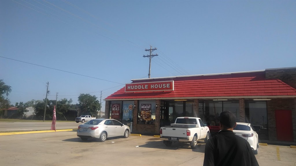 Huddle House | meal takeaway | 412 US-25, Millen, GA 30442, USA | 4789822525 OR +1 478-982-2525