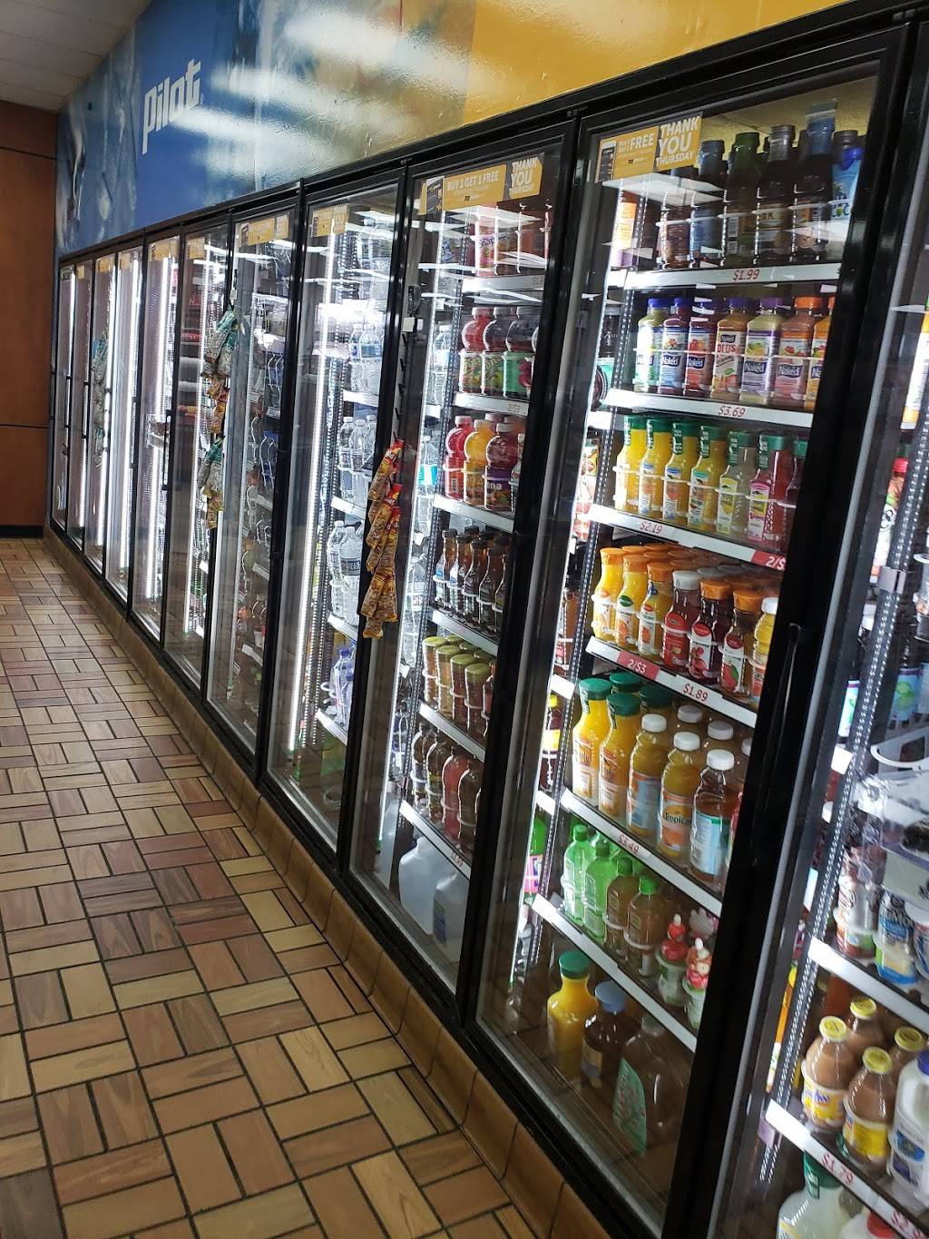 Pilot Travel Center | restaurant | 11633 Greencastle Pike, Hagerstown, MD 21740, USA | 3015829004 OR +1 301-582-9004