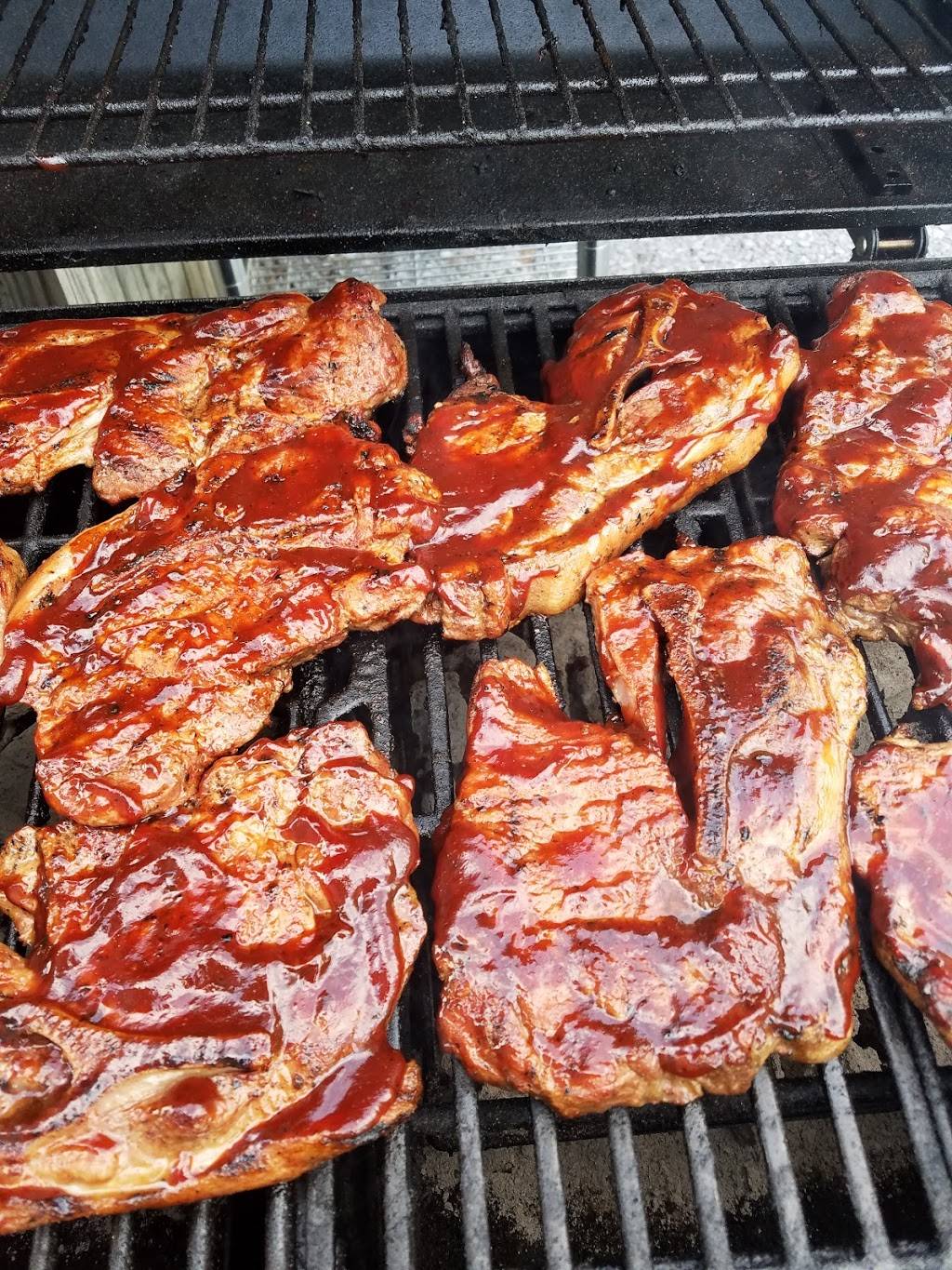 Hiney Hut, LLC | restaurant | 2974 State Hwy PP, Scott City, MO 63780, USA | 5732640070 OR +1 573-264-0070