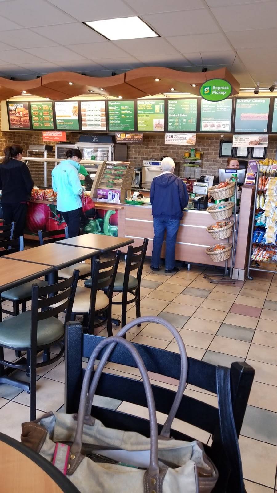 Subway | restaurant | 1080 W F St E, Oakdale, CA 95361, USA | 2098481990 OR +1 209-848-1990