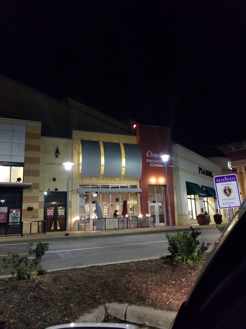 Chipotle Mexican Grill | restaurant | 500 Southpark Center, Strongsville, OH 44136, USA | 4402381673 OR +1 440-238-1673