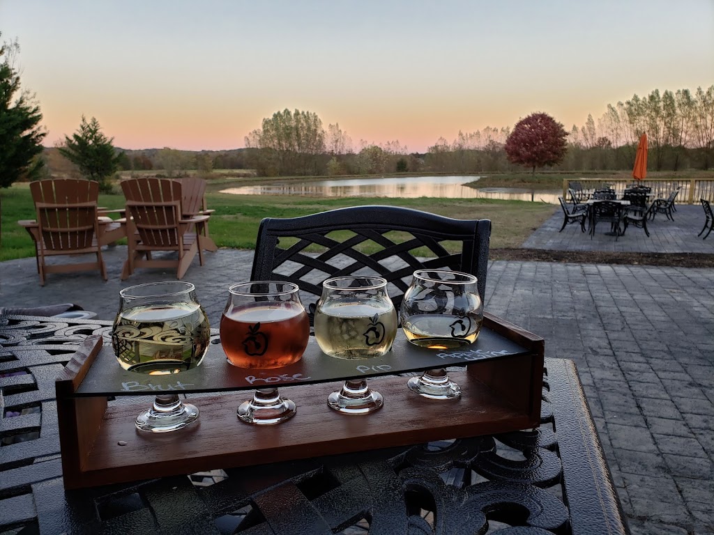 Henway Hard Cider | restaurant | 18780 Foggy Bottom Rd, Bluemont, VA 20135, USA | 5408374000 OR +1 540-837-4000