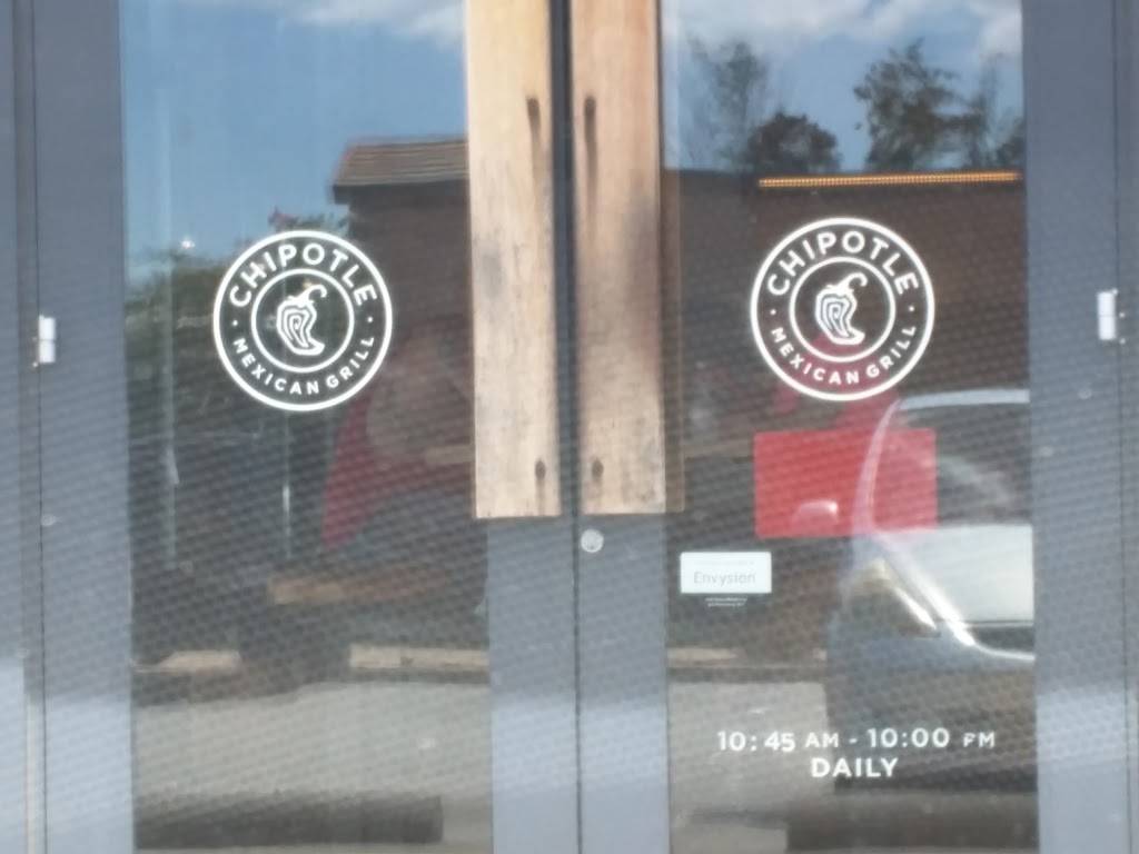 Chipotle Mexican Grill | restaurant | 105 Drury Dr Ste B, La Plata, MD 20646, USA | 3013921924 OR +1 301-392-1924