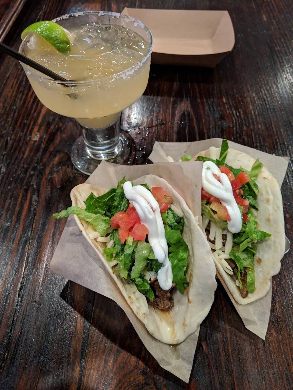 Club Taco | restaurant | 200 N Kirkwood Rd, Kirkwood, MO 63122, USA | 3148581488 OR +1 314-858-1488