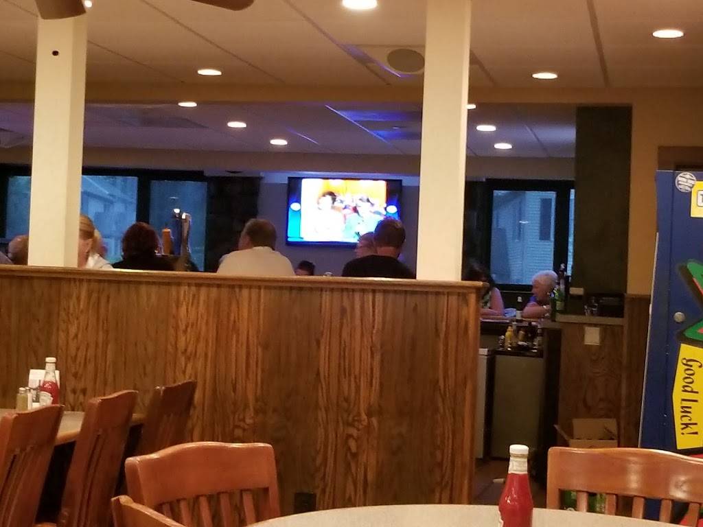 Jackson Square Tavern | restaurant | 1530 Commercial St, Weymouth, MA 02189, USA | 7813370100 OR +1 781-337-0100