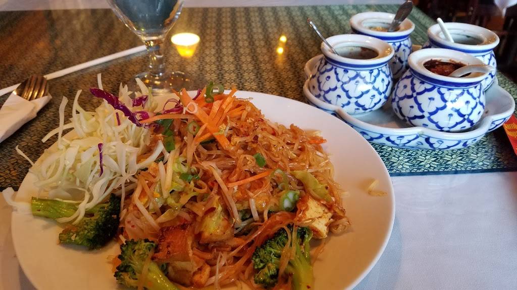 GoldenThai Restaurant | restaurant | 977 W State Rd 434, Longwood, FL 32750, USA | 4078758200 OR +1 407-875-8200