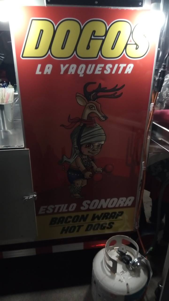 DOGOS LA YAQUESITA | meal takeaway | 8537 Williams Rd, Fontana, CA 92335, USA | 3239444816 OR +1 323-944-4816