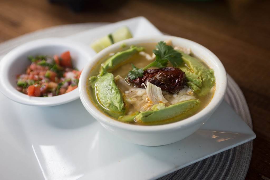 Jalapenos Mexican Restaurant | restaurant | 8840 Abercorn St #5, Savannah, GA 31406, USA | 9129200704 OR +1 912-920-0704