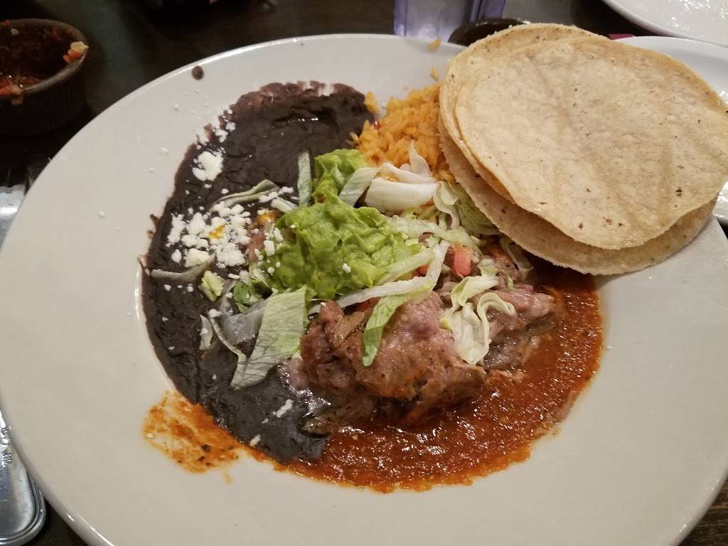 El Fenix Mexican Restaurant | restaurant | 3128 Forest Ln #240, Dallas, TX 75234, USA | 9722413248 OR +1 972-241-3248