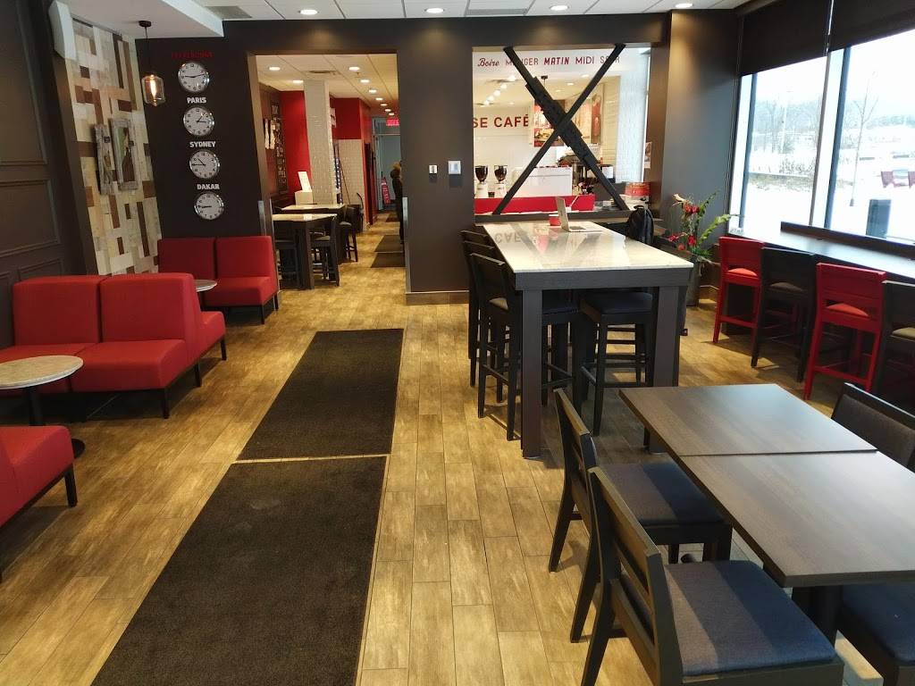 Presse Café Terrebonne | cafe | 889 Boulevard des Seigneurs, Terrebonne, QC J6W 1T8, Canada | 4508243642 OR +1 450-824-3642