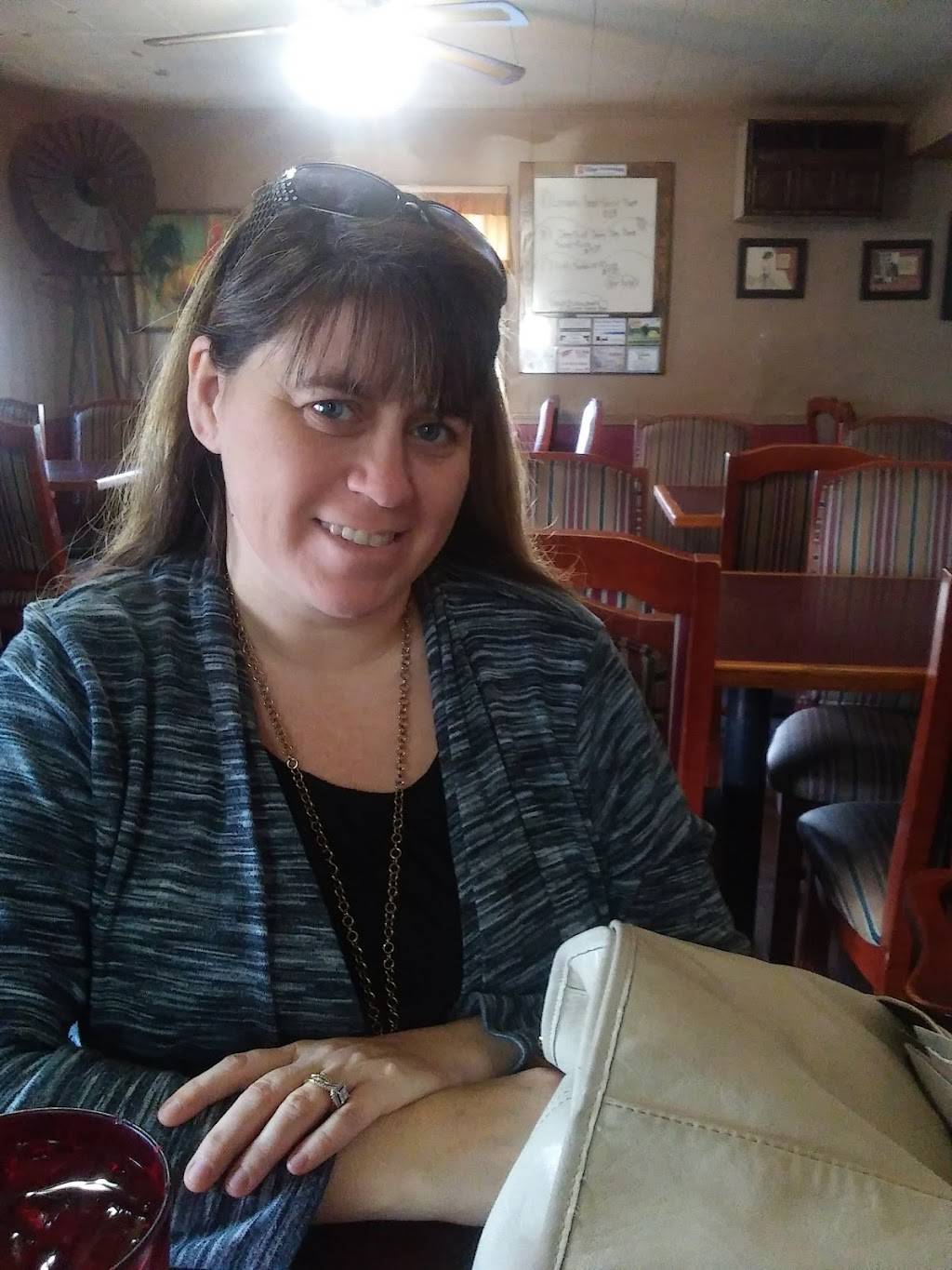 Village Cornerstone Restaurant | restaurant | 180 E Buckeye St, West Salem, OH 44287, USA | 4198534885 OR +1 419-853-4885