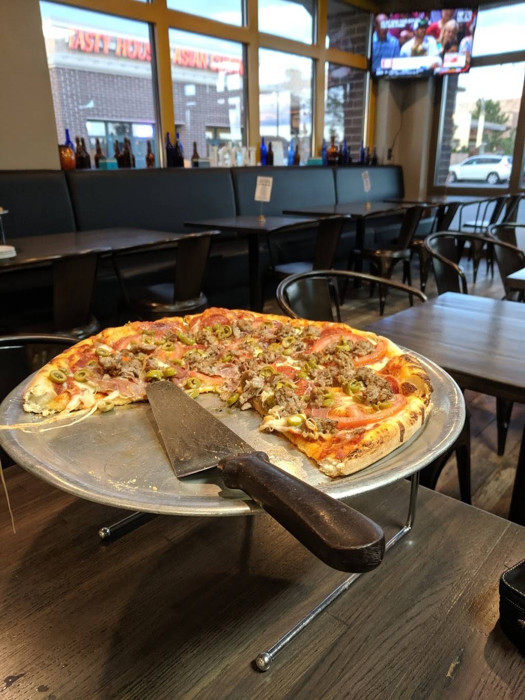 212 Pizza Co. | restaurant | 848 N Ridge Rd, Castle Rock, CO 80104, USA | 3036889800 OR +1 303-688-9800
