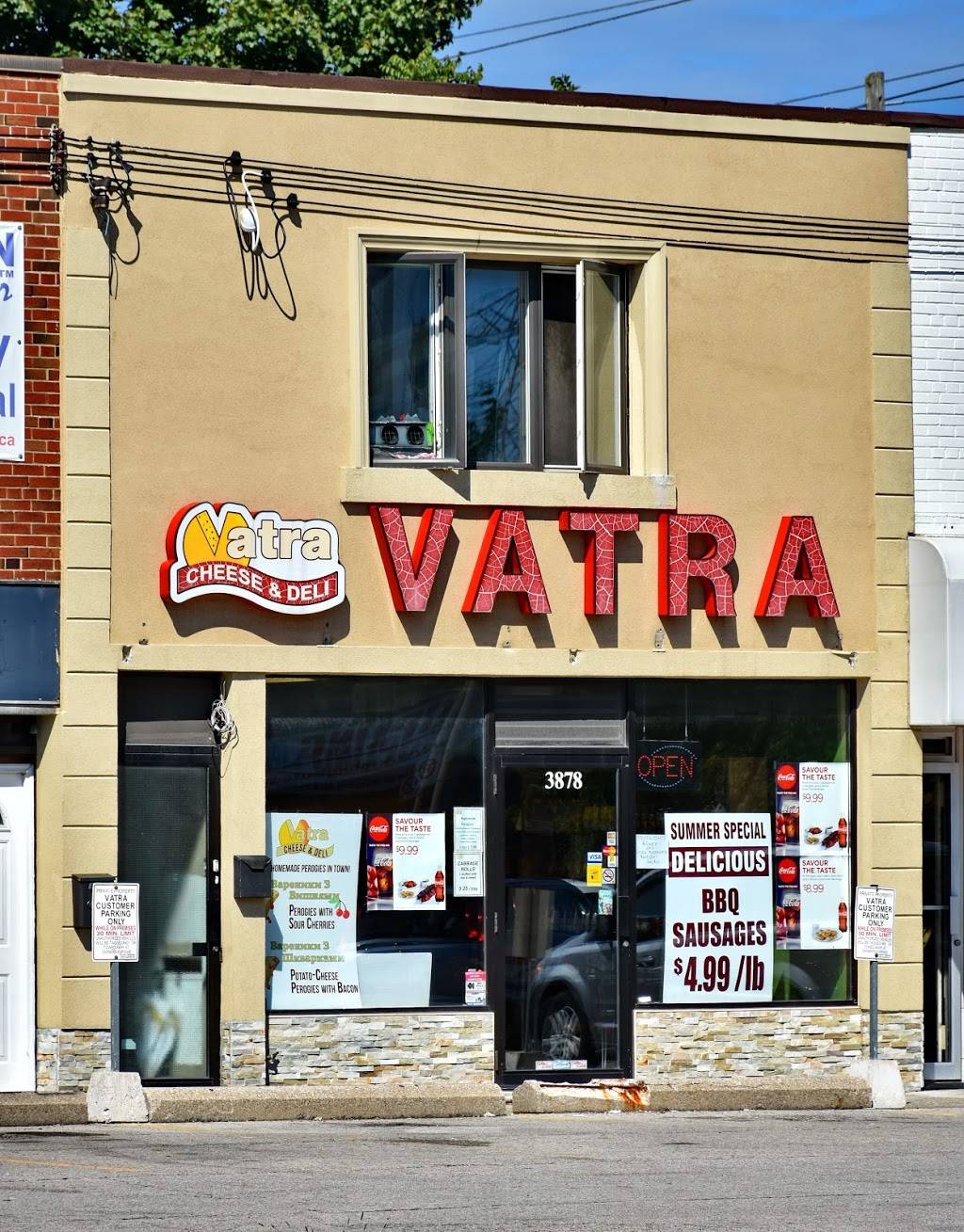 Vatra Deli | restaurant | 3878 Bloor St W, Etobicoke, ON M9B 1L3, Canada | 6477481900 OR +1 647-748-1900