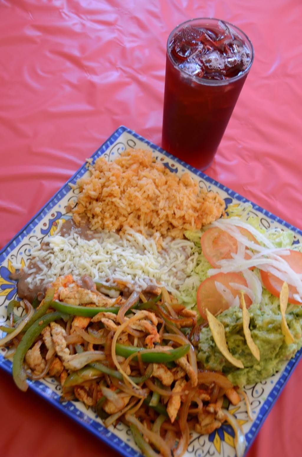 Tortacos Soto | restaurant | 1138 Broadway, Rockford, IL 61104, USA | 8159636558 OR +1 815-963-6558