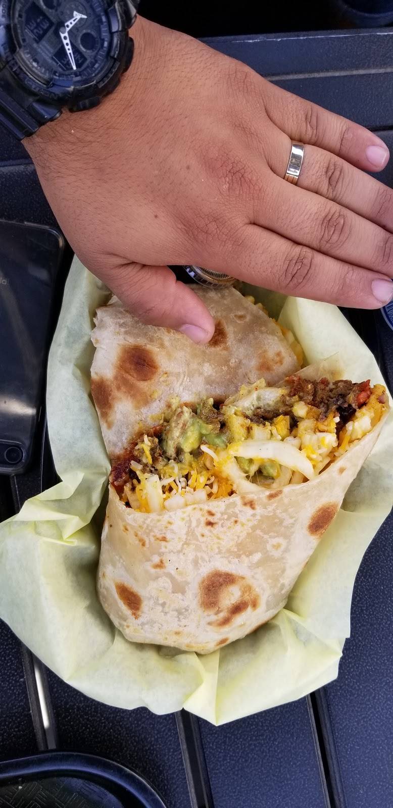 Taqueria Revolucion | restaurant | 2015 Birch Rd #1201, Chula Vista, CA 91915, USA | 6196560450 OR +1 619-656-0450