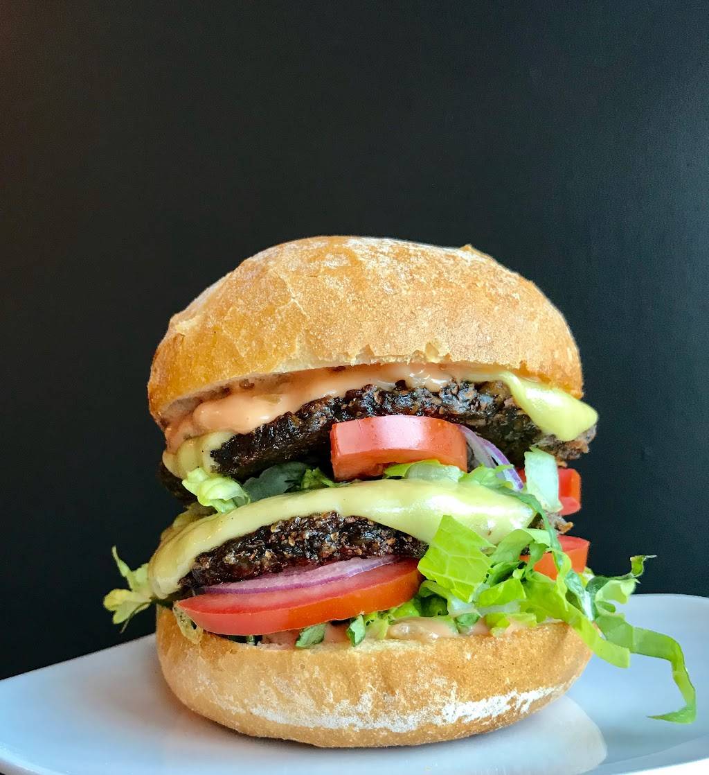 Urbavore | restaurant | 1103 Church St, Lynchburg, VA 24504, USA | 4348512727 OR +1 434-851-2727