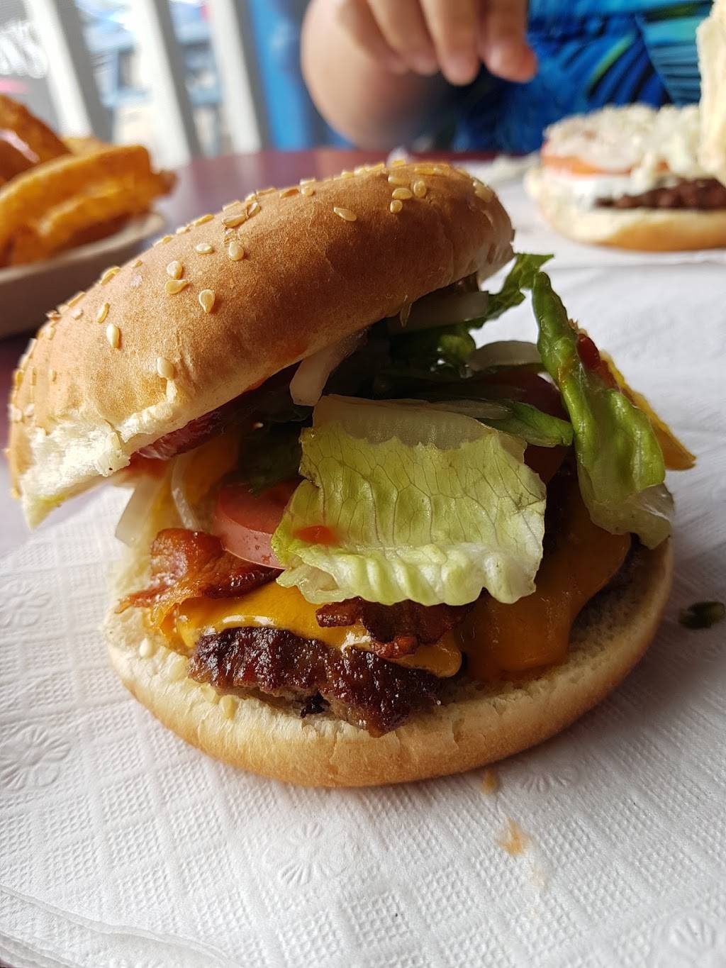 Georgian Grill | restaurant | 7 Tiny Beaches Rd N, Tiny, ON L0L 2J0, Canada | 7053611861 OR +1 705-361-1861