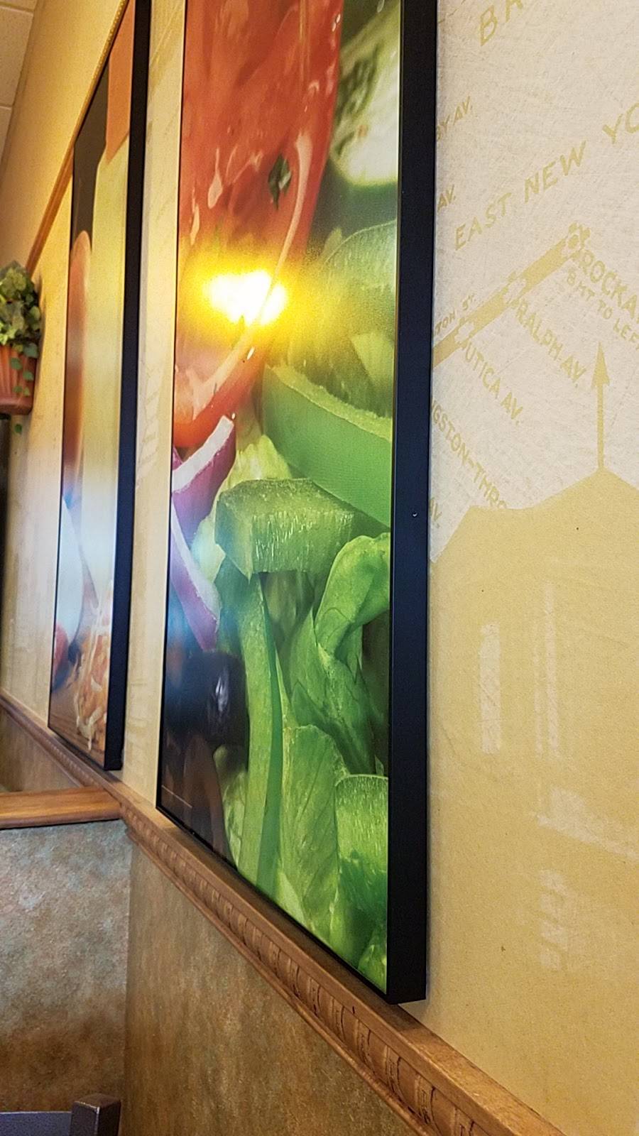 Subway | restaurant | 1904 S. Scatterfield Rd Unit 6 River Ridge Plaza S/C, Anderson, IN 46016, USA | 7656492675 OR +1 765-649-2675