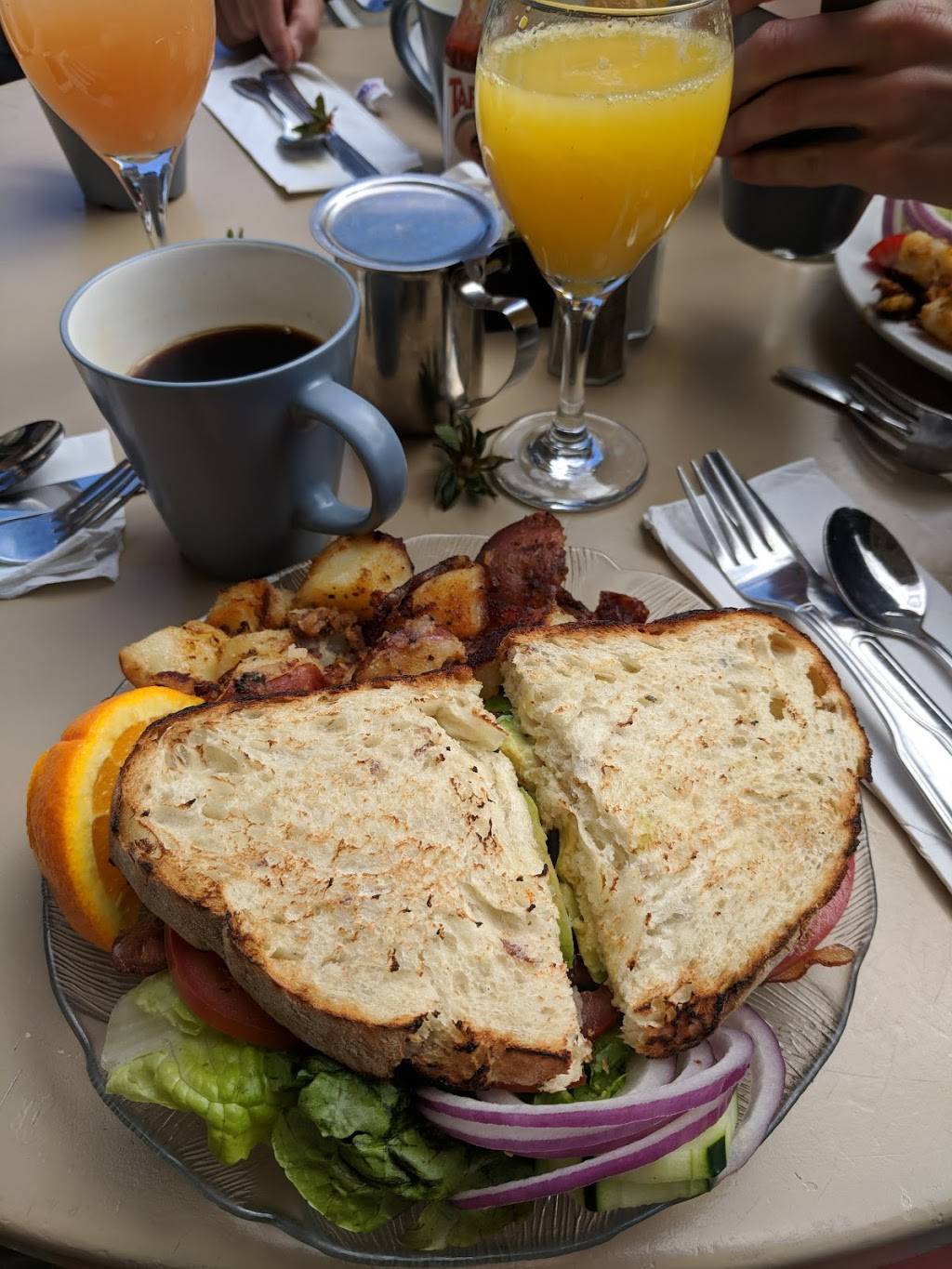 Chloes Cafe | cafe | 1399 Church St, San Francisco, CA 94114, USA | 4156484116 OR +1 415-648-4116