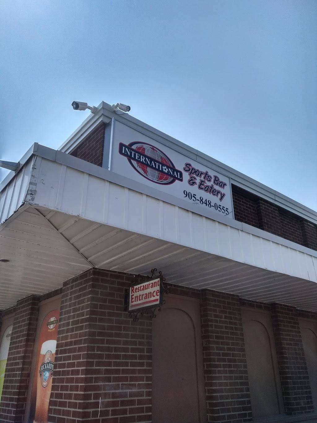International Sports Bar and Eatery | restaurant | 2480 Cawthra Rd, Mississauga, ON L5A 2X2, Canada | 9058480555 OR +1 905-848-0555