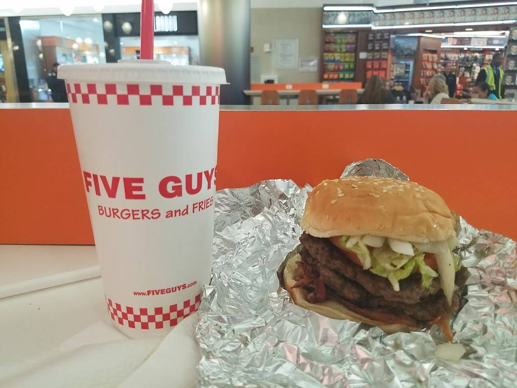 Five Guys | meal takeaway | Ditmars Blvd And, 94th St, Flushing, NY 11369, USA | 7185050565 OR +1 718-505-0565