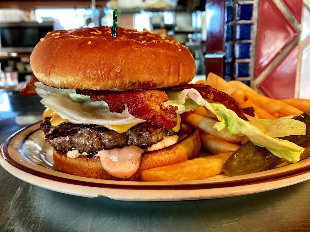 Eatn Park Restaurant | restaurant | 2517 W Victory Blvd, Burbank, CA 91505, USA | 8189539302 OR +1 818-953-9302