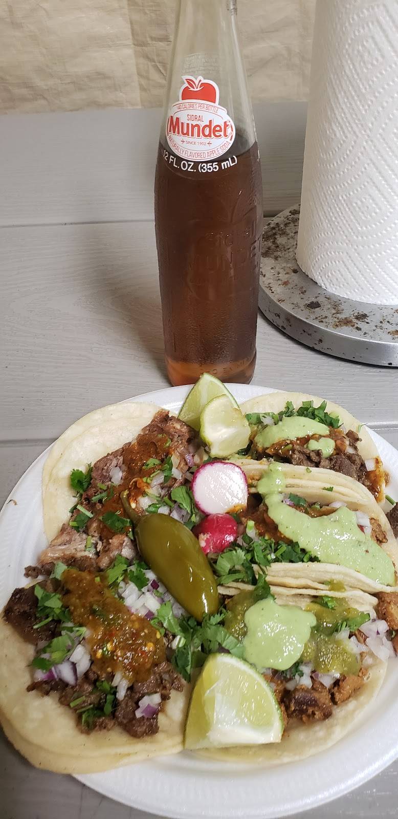 Lonchera La Guadalupana | restaurant | 4110 Portland Rd NE, Salem, OR 97301, USA | 9712095181 OR +1 971-209-5181