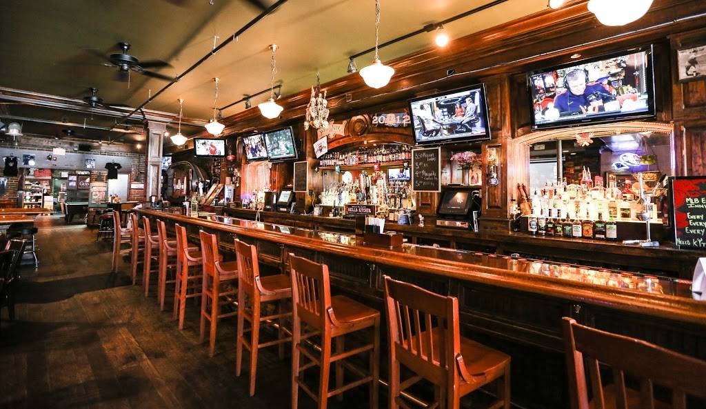 Hells Kitchen | restaurant | 118 Princess St, Wilmington, NC 28401, USA | 9107634133 OR +1 910-763-4133