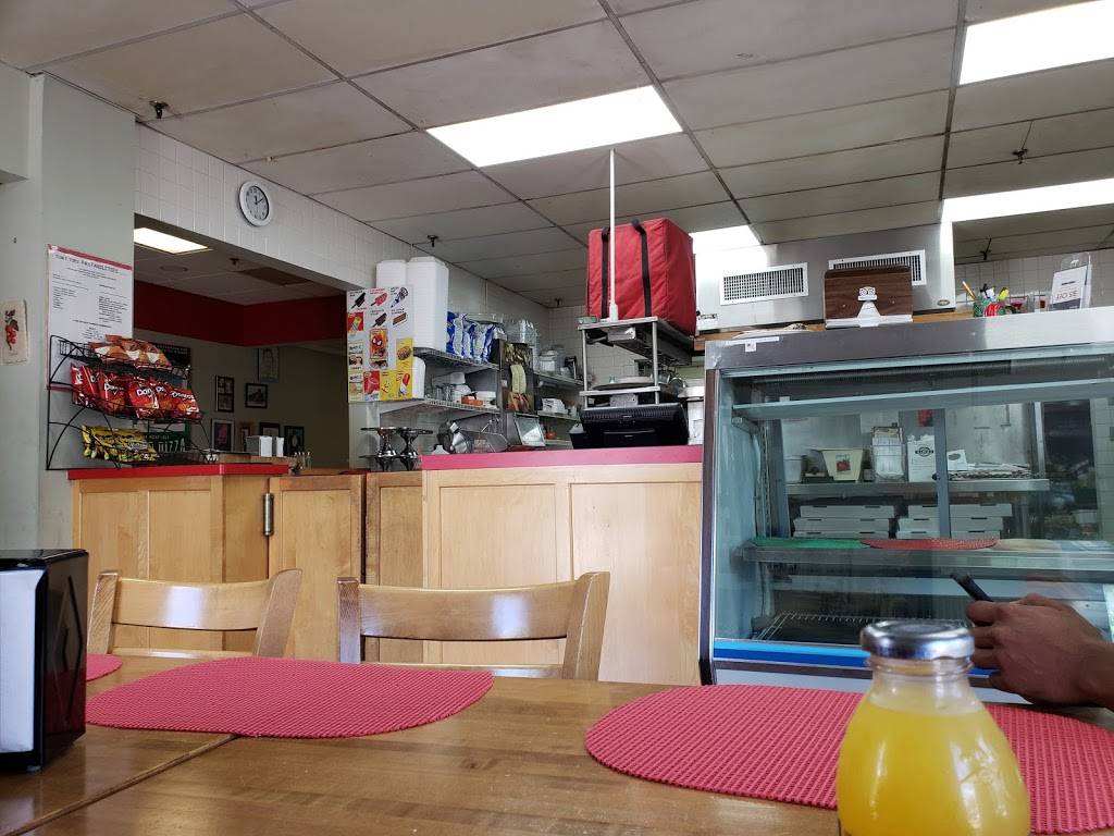 Tom E Toes Pizza | restaurant | 5 River Rd, Wilton, CT 06897, USA | 2037800137 OR +1 203-780-0137