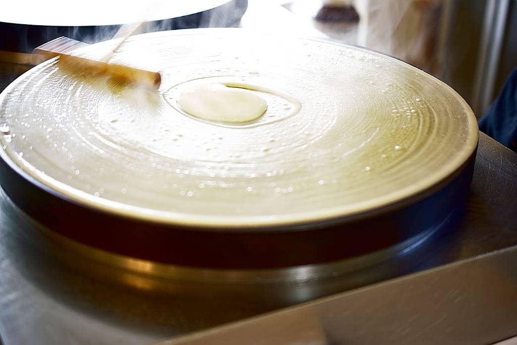 The Crepe Club | restaurant | 7014 E Camelback Rd, Scottsdale, AZ 85251, USA | 6029560087 OR +1 602-956-0087