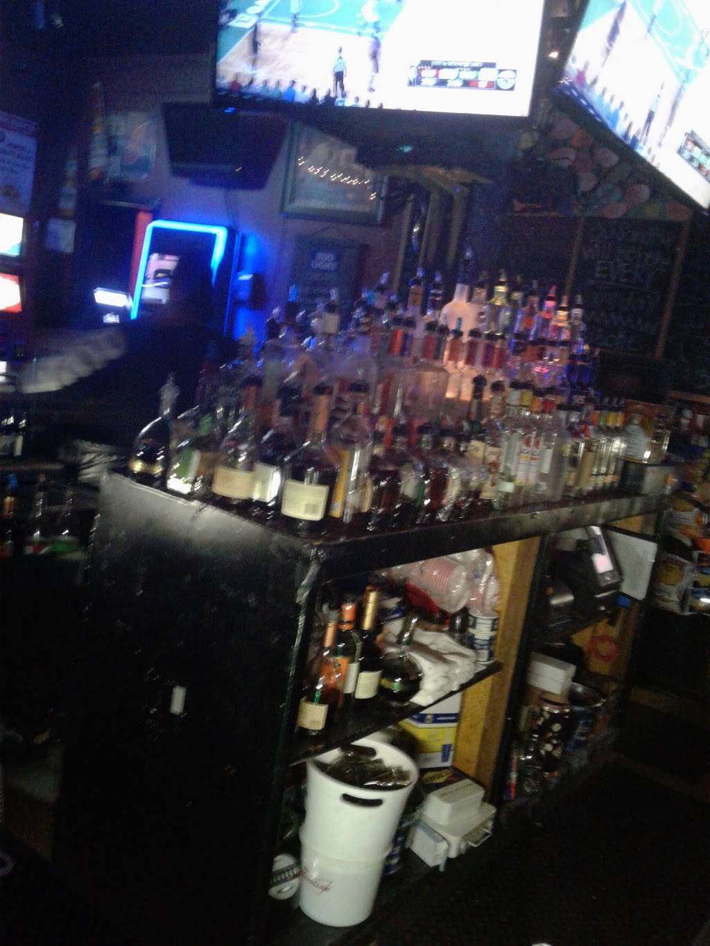 Bonkers Cafe | restaurant | 5145 Turney Rd, Cleveland, OH 44125, USA | 2165816665 OR +1 216-581-6665