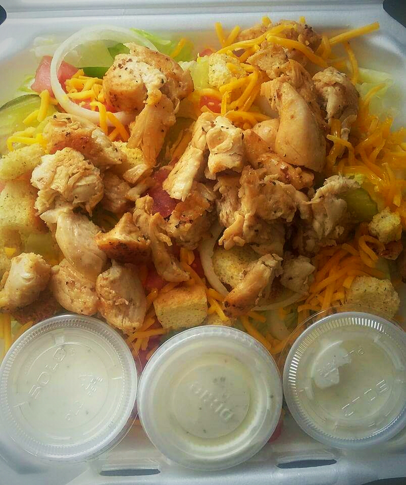 Moms Place | restaurant | 623 hwy 95a &, US-29, Cantonment, FL 32533, USA | 8504972068 OR +1 850-497-2068